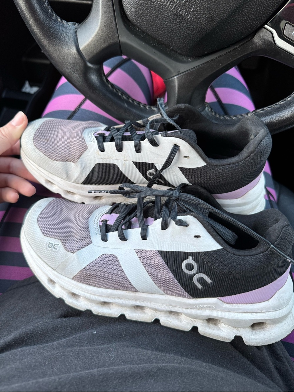 On Running Women’s Cloud Trainers - White Black Lavender